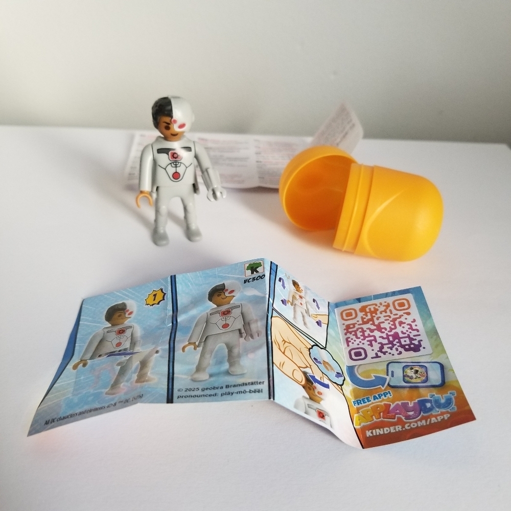 2/$12 Cyborg Playmobil Kinder Surprise